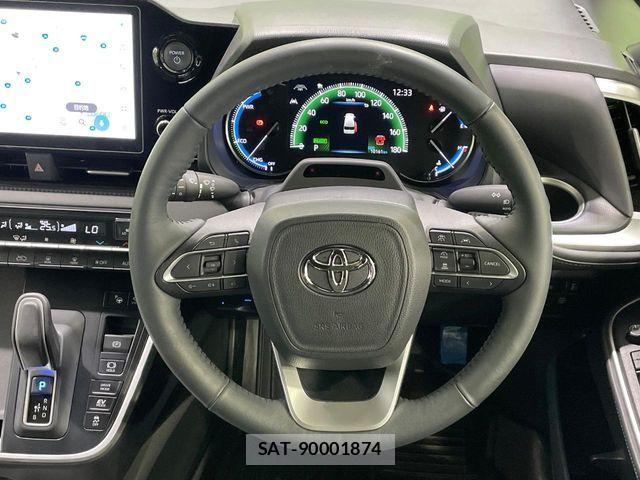Toyota VOXY HYBRID 2025-06 8210964-12