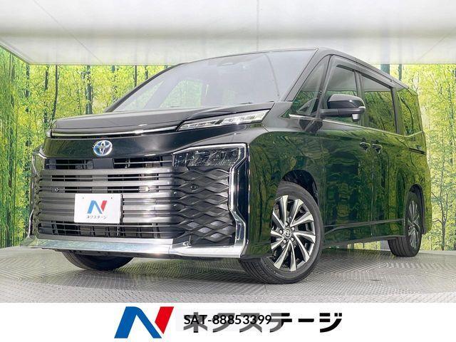 Toyota VOXY HYBRID 2023-07 8210979-0
