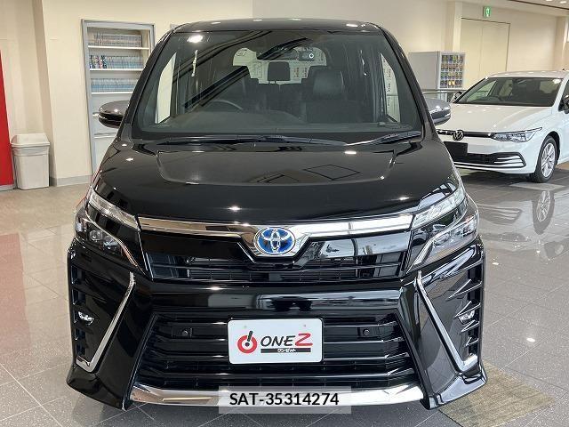 Toyota VOXY HYBRID 2021-09 8210991-11