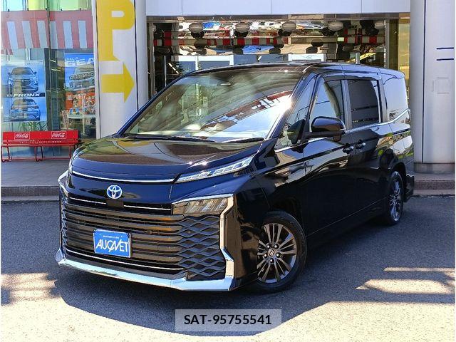 Toyota VOXY HYBRID 2022-03 8210984-0
