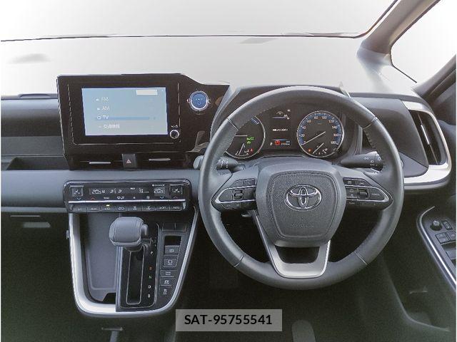 Toyota VOXY HYBRID 2022-03 8210984-11