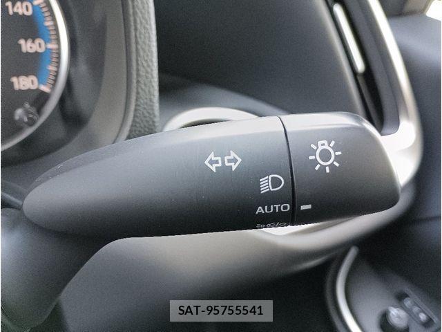 Toyota VOXY HYBRID 2022-03 8210984-18