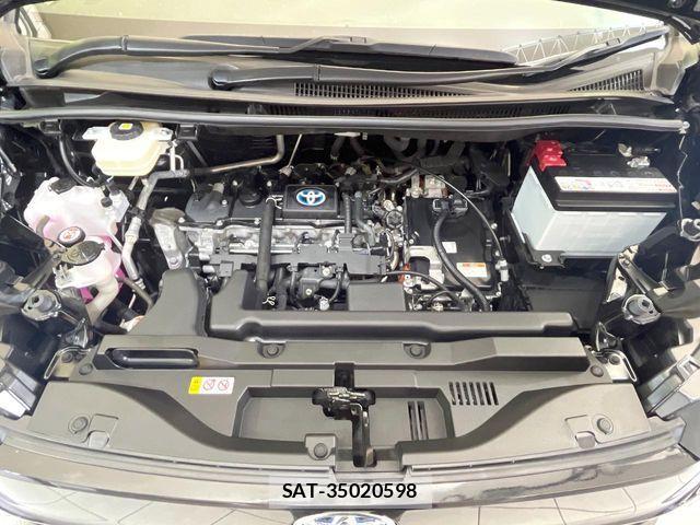 Toyota VOXY HYBRID 2023-06 8210981-15
