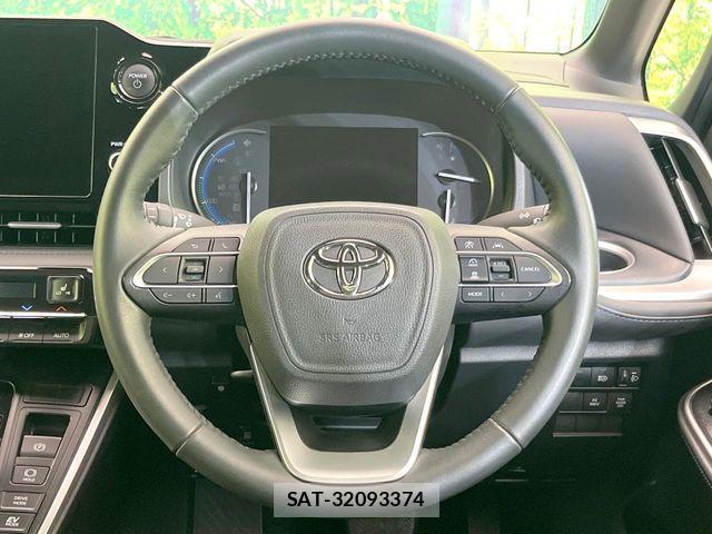 Toyota VOXY HYBRID 2025-04 8210974-10