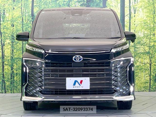 Toyota VOXY HYBRID 2025-04 8210974-13