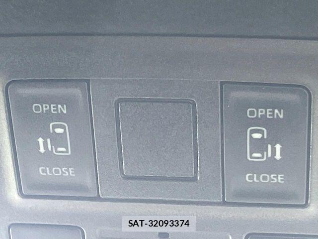 Toyota VOXY HYBRID 2025-04 8210974-5
