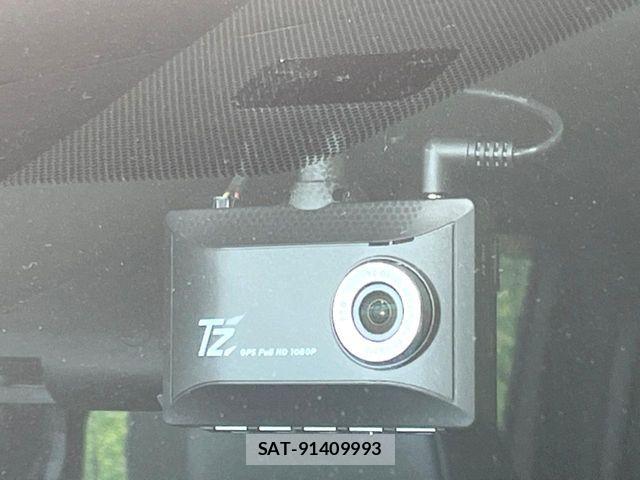 Toyota VOXY HYBRID 2023-09 8210973-5