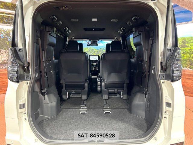 Toyota VOXY HYBRID 2025-08 8210963-10