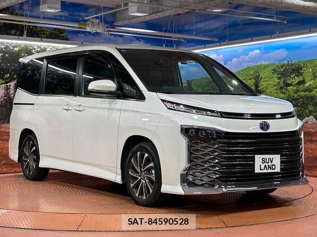 Toyota VOXY HYBRID 2025-08 8210963-16