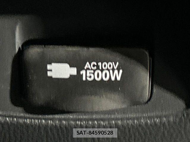 Toyota VOXY HYBRID 2025-08 8210963-6