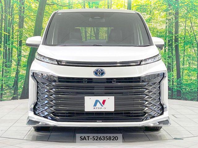 Toyota VOXY HYBRID 2022-12 8210969-14