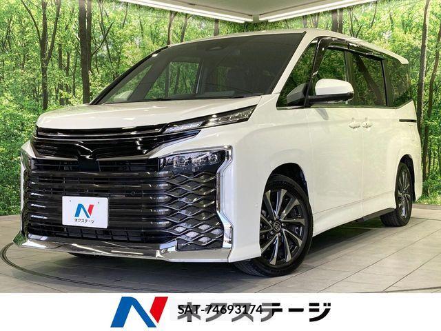 Toyota VOXY HYBRID 2024-09 8210971-0