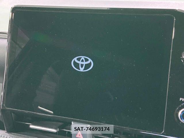 Toyota VOXY HYBRID 2024-09 8210971-2