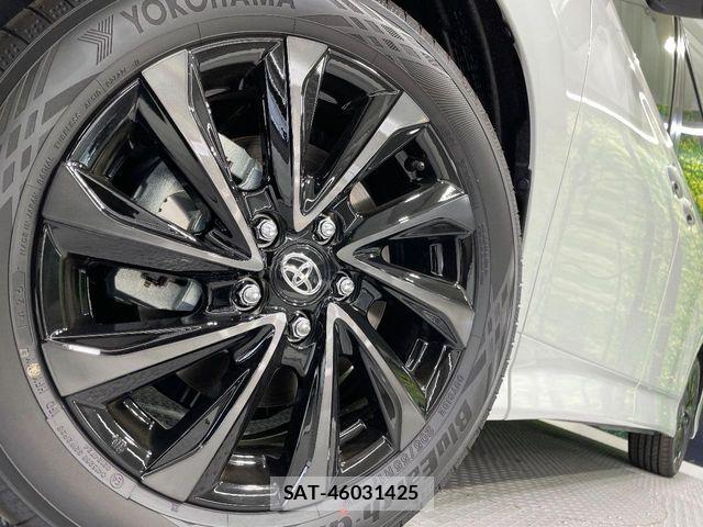 Toyota VOXY HYBRID 2026-06 8210961-14