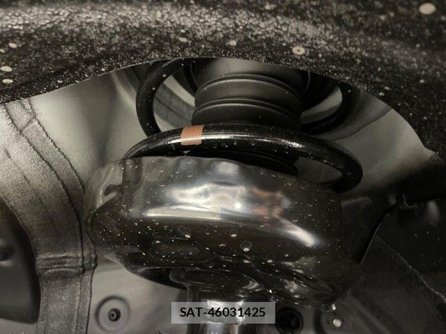 Toyota VOXY HYBRID 2026-06 8210961-19