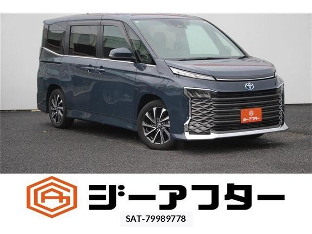 Toyota VOXY HYBRID 2023-10 8210983-0