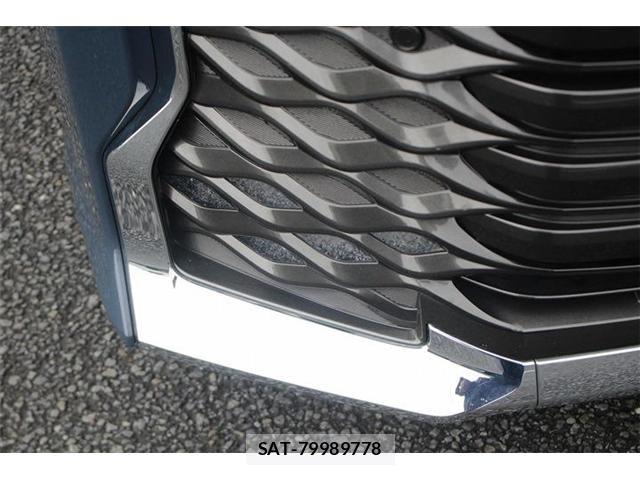 Toyota VOXY HYBRID 2023-10 8210983-22