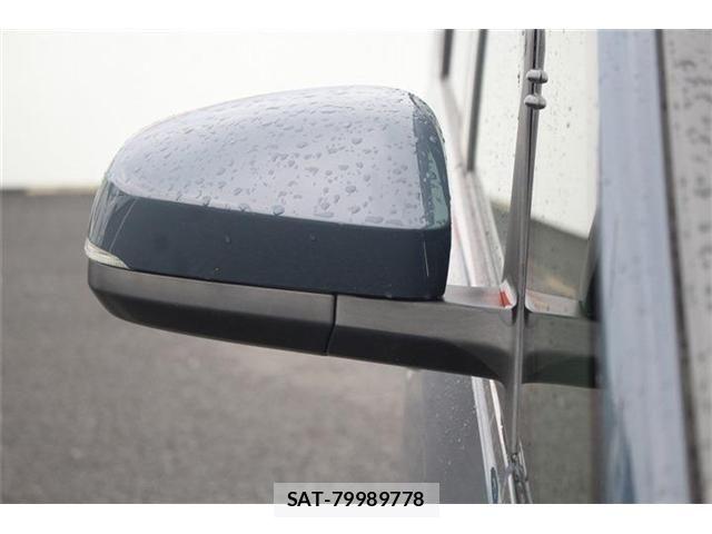 Toyota VOXY HYBRID 2023-10 8210983-23