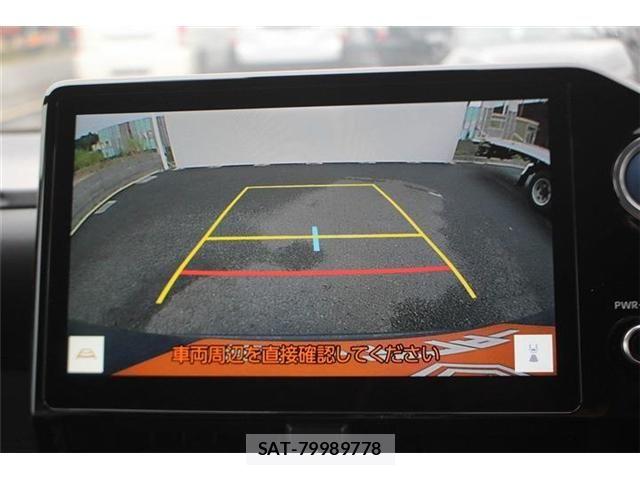 Toyota VOXY HYBRID 2023-10 8210983-2