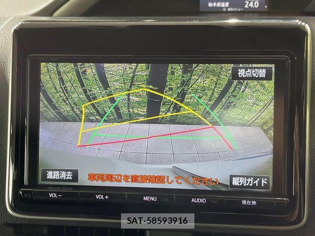 Toyota VOXY HYBRID 2016-11 8210998-4