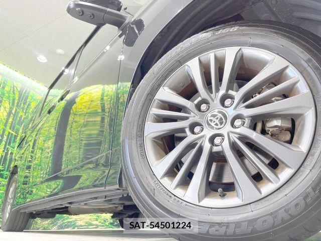 Toyota VOXY HYBRID 2022-02 8210982-13
