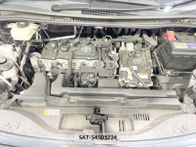 Toyota VOXY HYBRID 2022-02 8210982-17