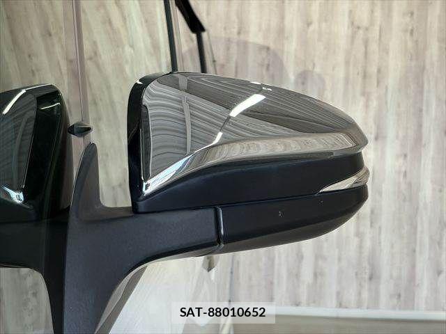 Toyota VOXY HYBRID 2016-09 8210994-28