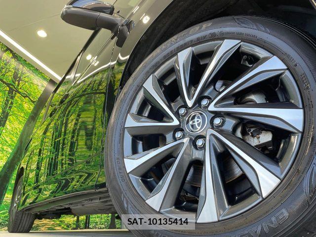 Toyota VOXY HYBRID 2023-02 8210976-13