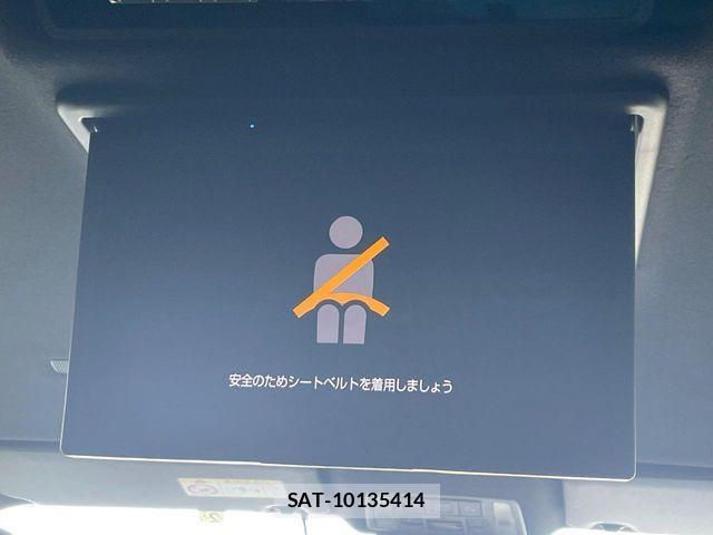 Toyota VOXY HYBRID 2023-02 8210976-2