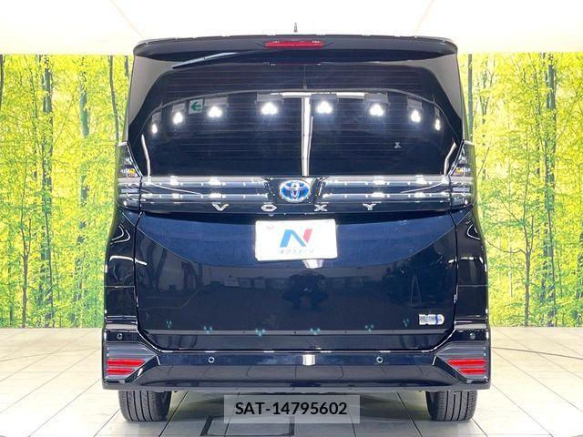 Toyota VOXY HYBRID 2024-09 8232348-15