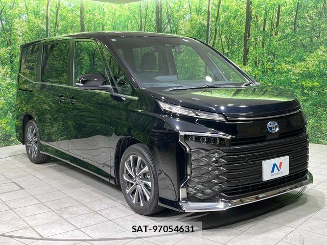 Toyota VOXY HYBRID 2023-03 8232355-15