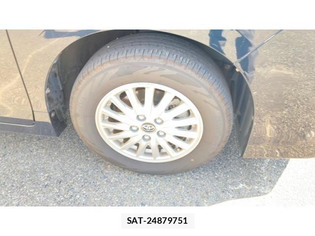 Toyota VOXY HYBRID 2015-09 8232370-20
