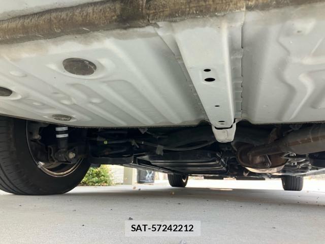Toyota VOXY HYBRID 2017-10 8232367-22