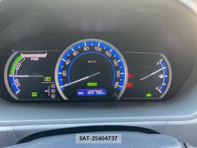 Toyota VOXY HYBRID 2014-03 8232376-12