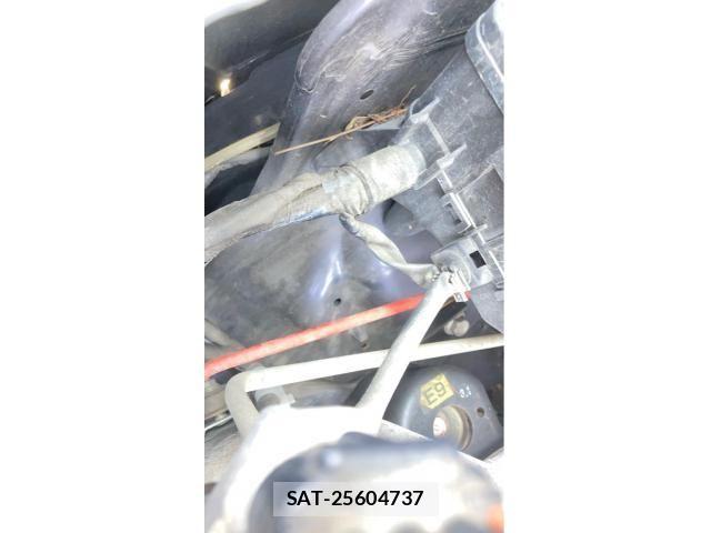 Toyota VOXY HYBRID 2014-03 8232376-27