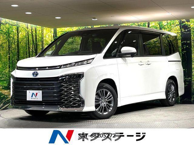 Toyota VOXY HYBRID 2023-11 8232357-0