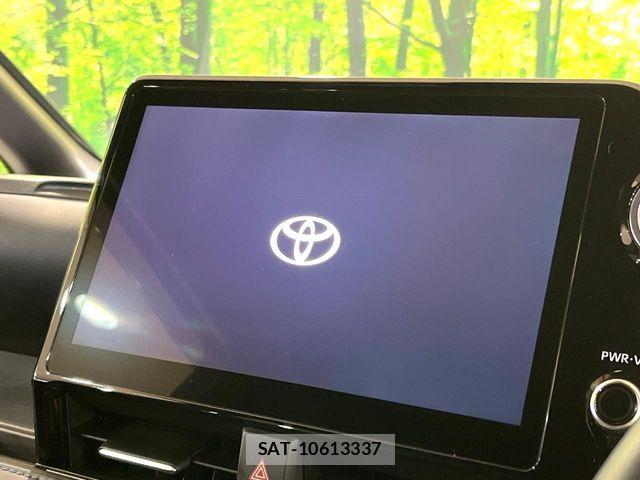 Toyota VOXY HYBRID 2023-01 8232345-2