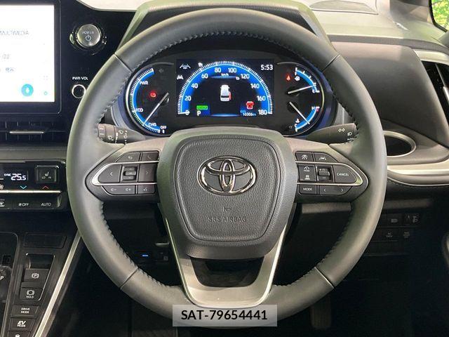 Toyota VOXY HYBRID 2025-03 8247142-11