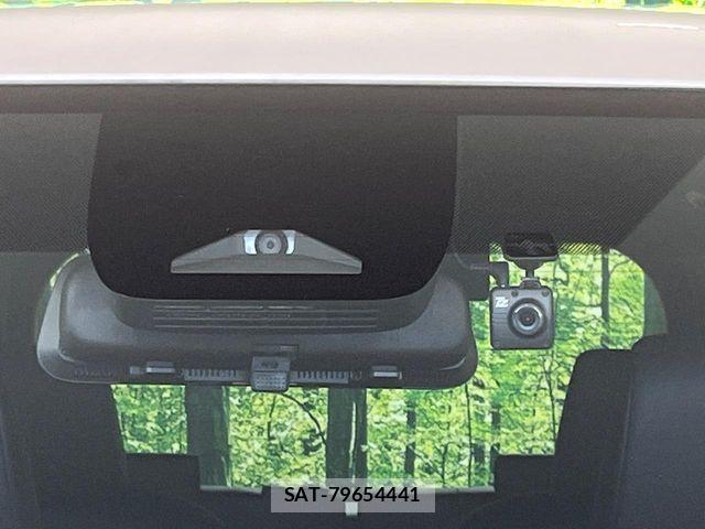 Toyota VOXY HYBRID 2025-03 8247142-4