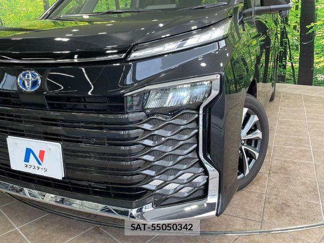 Toyota VOXY HYBRID 2025-07 8247138-12