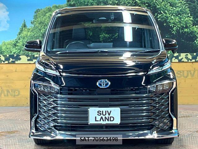 Toyota VOXY HYBRID 2024-09 8247141-13