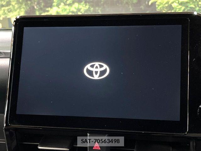 Toyota VOXY HYBRID 2024-09 8247141-3