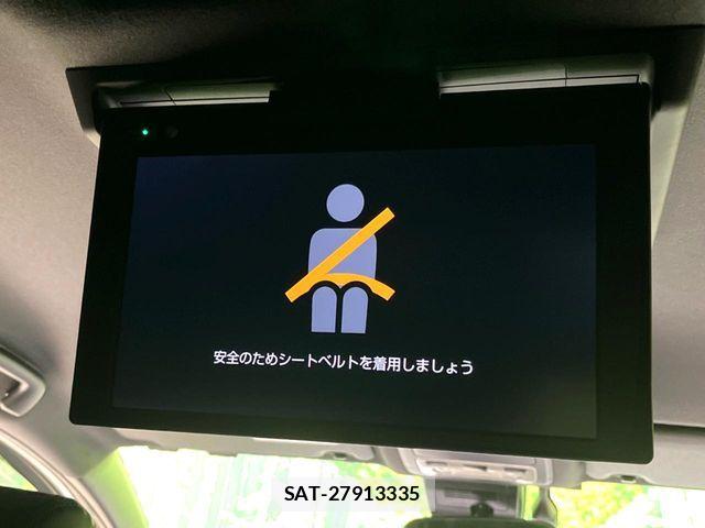 Toyota VOXY HYBRID 2020-09 8247145-3