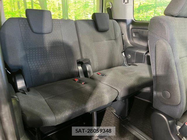 Toyota VOXY HYBRID 2014-04 8247149-9