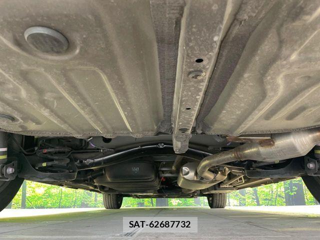Toyota VOXY HYBRID 2024-07 8247140-19