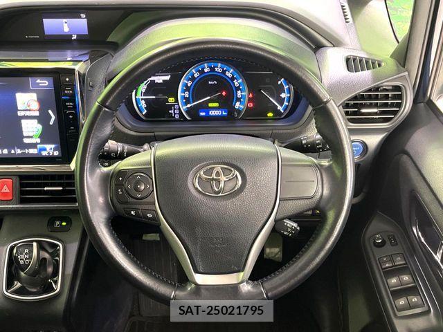 Toyota VOXY HYBRID 2014-10 8247148-12