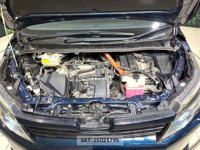 Toyota VOXY HYBRID 2014-10 8247148-19
