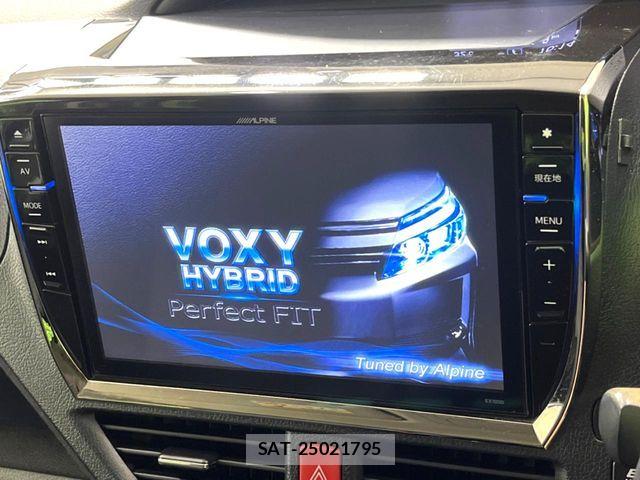 Toyota VOXY HYBRID 2014-10 8247148-3