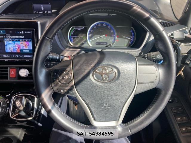 Toyota VOXY HYBRID 2016-09 8247150-13