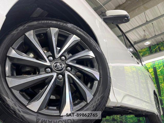 Toyota VOXY HYBRID 2024-06 8247139-12